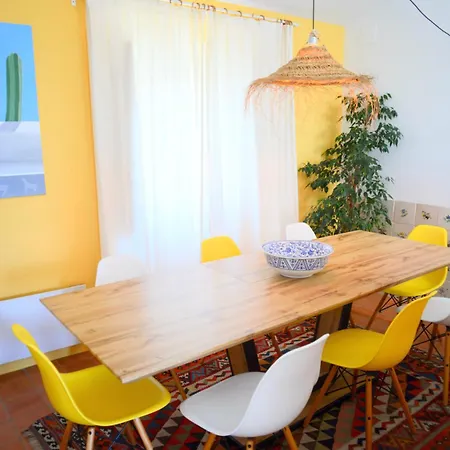 Дом отдыха Casa Flora - *